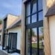 Stijlvolle villa met houten gevelbekleding